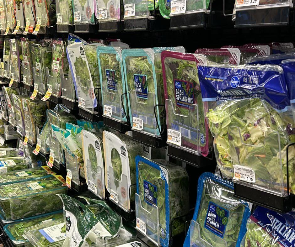 how-to-meal-plan-on-a-budget-how-to-save-money-grocery-shopping-pretty-little-motherhood